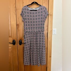 Boden Floral Patterned Midi Dress w/ Pockets